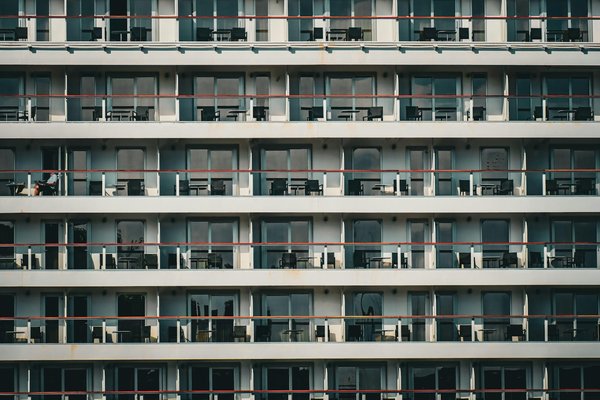 Où trouver une location de vacances en Corse avec des ateliers de cuisine et des randonnées en montagne?